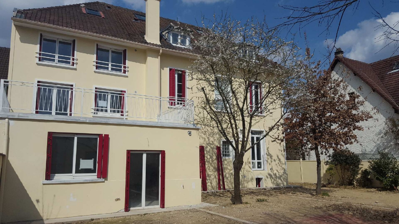 vente ST MAUR DES FOSSES 2P 41,70 M2
